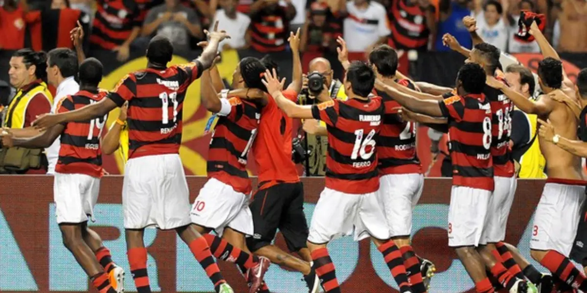 Ele é tratado como ídolo por onde passa