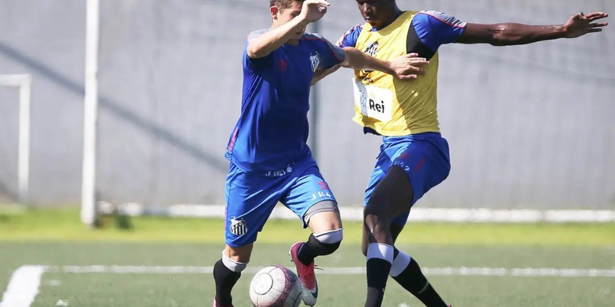 Ele jogou até na seleção, mas nunca como profissional pelo Peixe