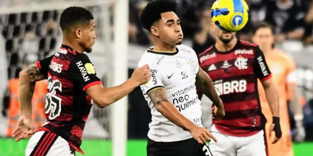 Ele saiu de campo muito elogiado pelos torcedores rubro-negros