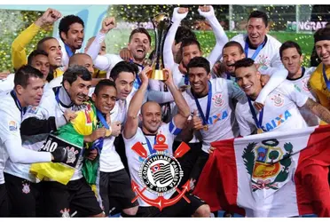 Elenco do Corinthians campeão Mundial de 2012