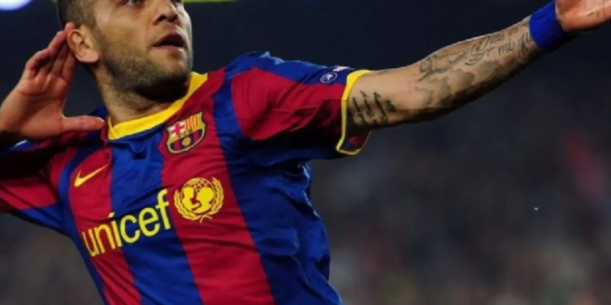 Embora a mídia catalã já tivesse anunciado o caso do zagueiro francês, o clube do culé oficializou a notícia e também anunciou o contágio do brasileiro.