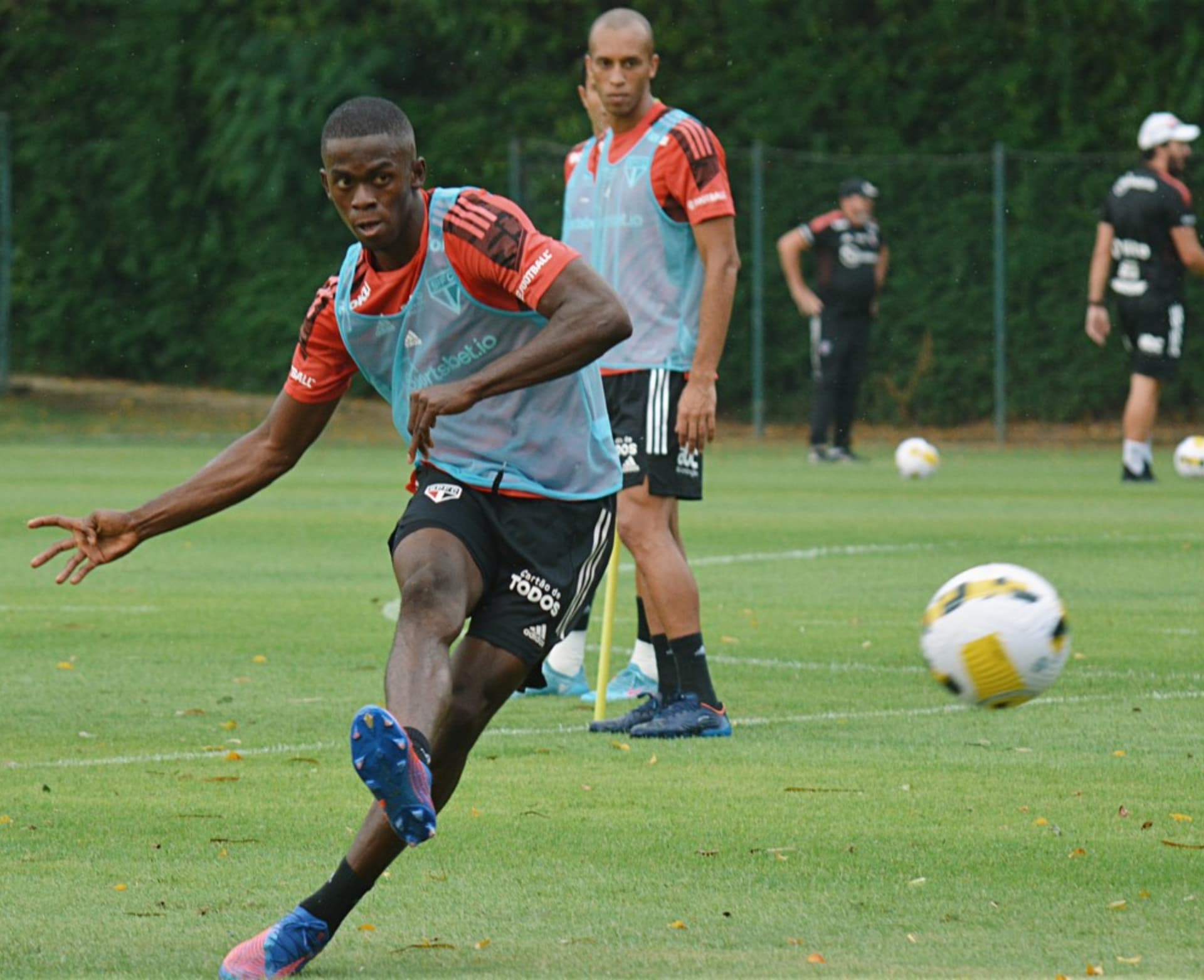 Empréstimo de 1 temporada para o time tricolor