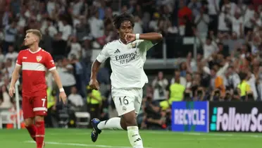 Endrick comemora gol com a camisa do Real Madrid