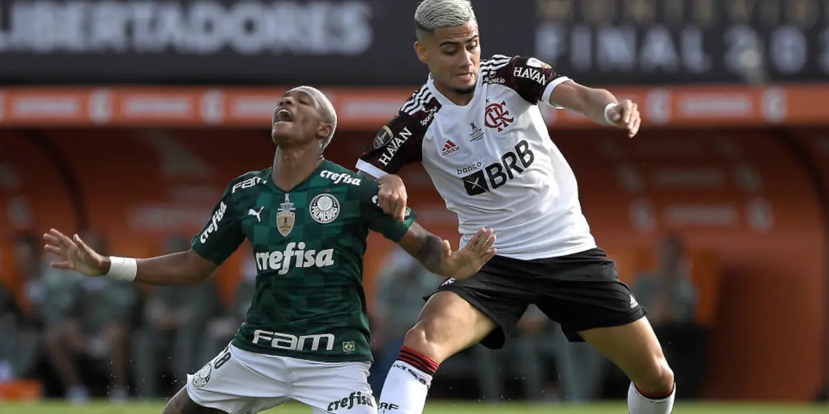 Enquanto parte da torcida quer a sua permanência, a outra parte quer a saída imediata do jogador