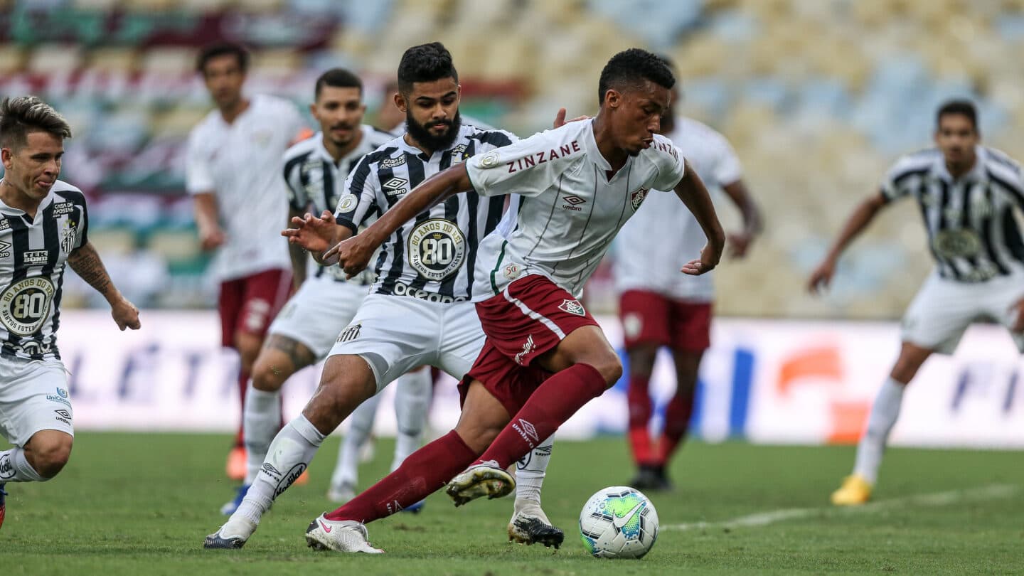 Equipes começaram Brasileirão com campanhas parecidas, no meio da tabela