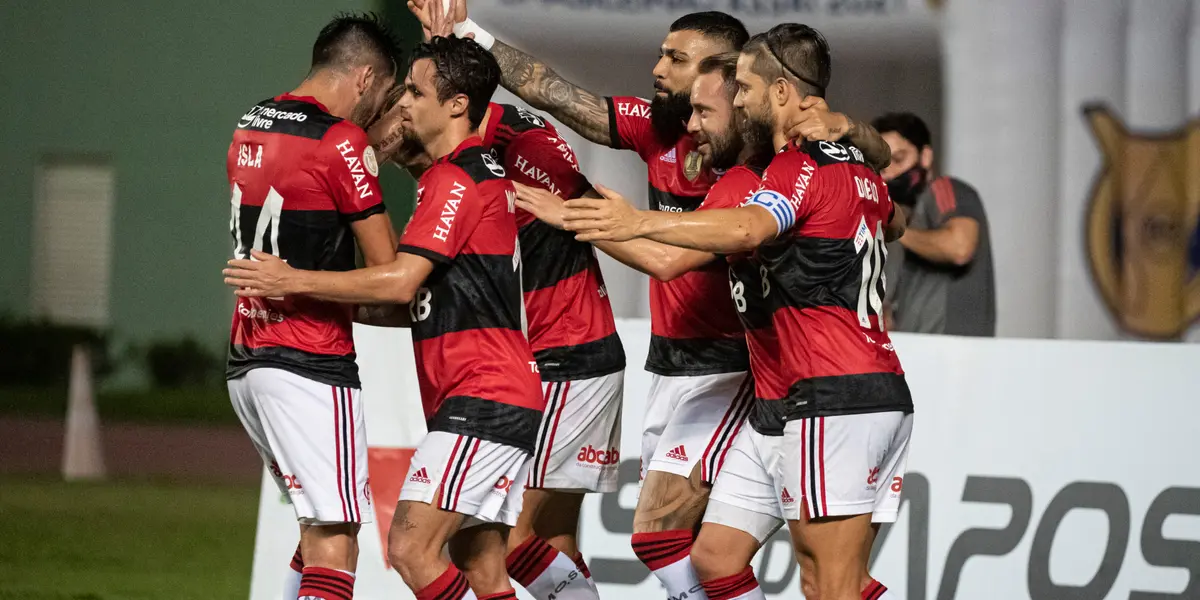 Escalação ideal do Flamengo especulado por jornal inglês coloca David Luiz no Mengão e tira principais nomes