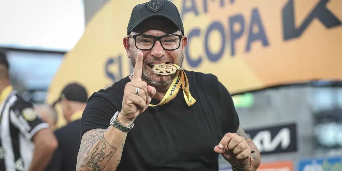 Escolhas do treinador tem sido bastante questionadas pela massa atleticana