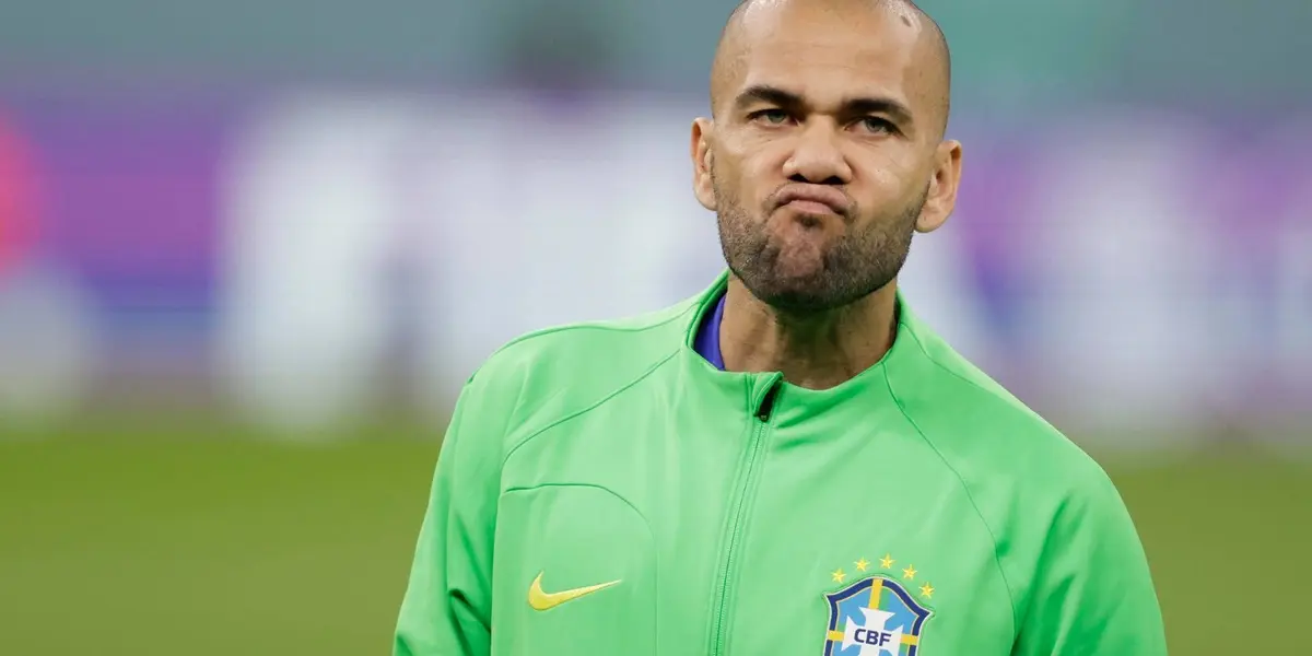 Este personagem muito importante do futebol mundial foi fundamental na carreira de Daniel Alves, mas tomou uma atitude surpreendente