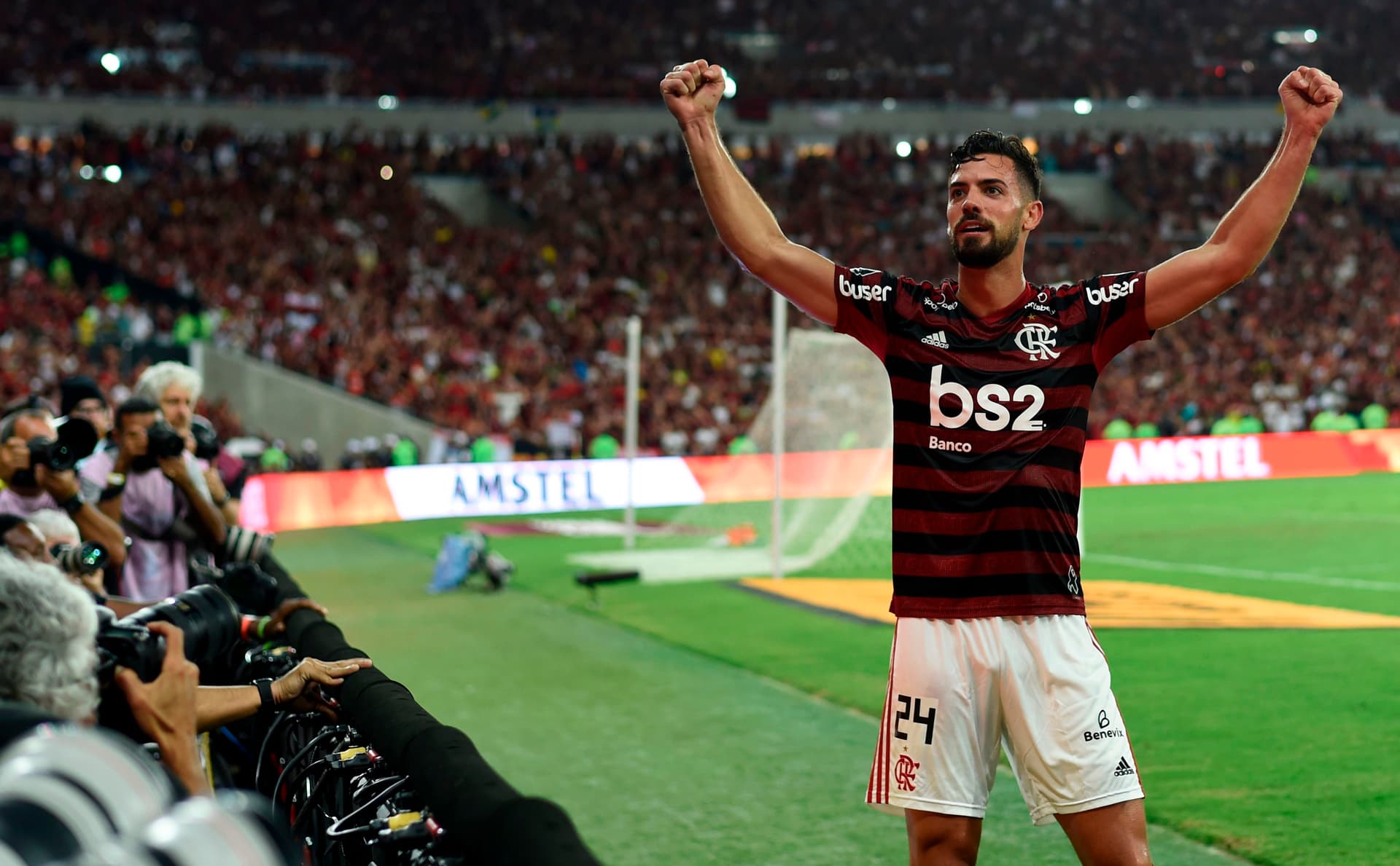Estreia do Arsenal na Premier League rende milhões de reais ao Flamengo por jogo de Pablo Marí