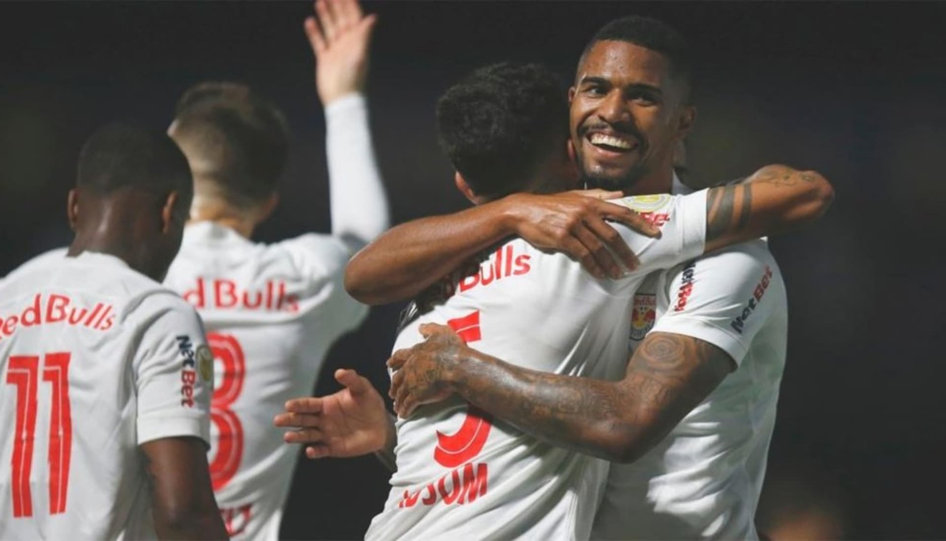 Estreia no Grupo C da competição
