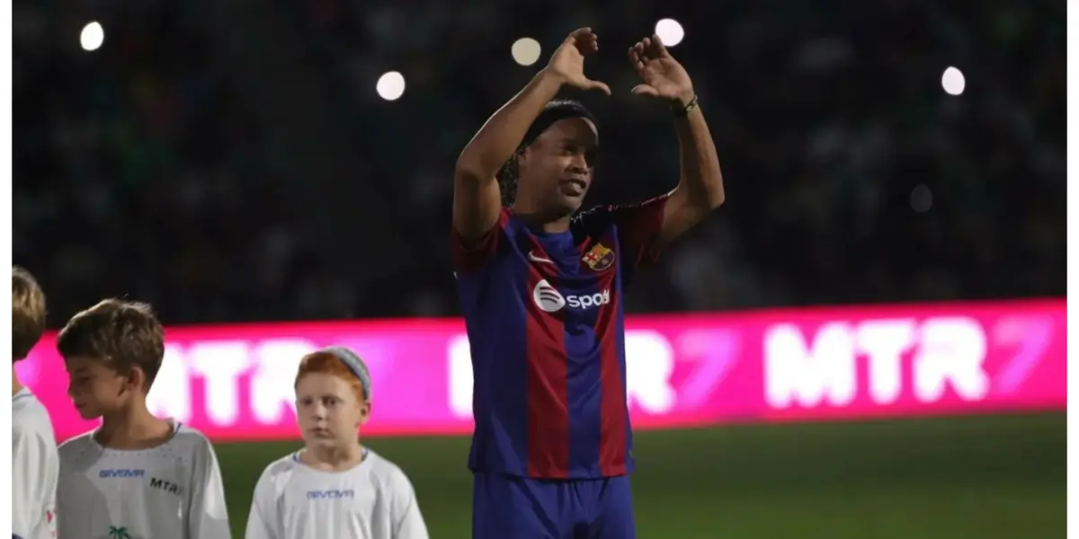 Eterno ídolo do futebol brasileiro brilhou em jogo beneficente dos masters do Barcelona