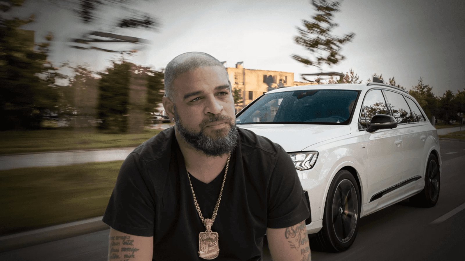 Ex-atacante da Inter de Milão, Adriano Leite Ribeiro mostra seu novo carro