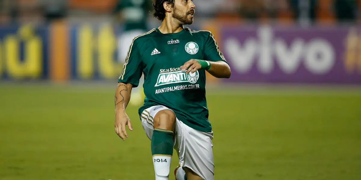 Ex-camisa 10 falou para que jogador procure novos ares