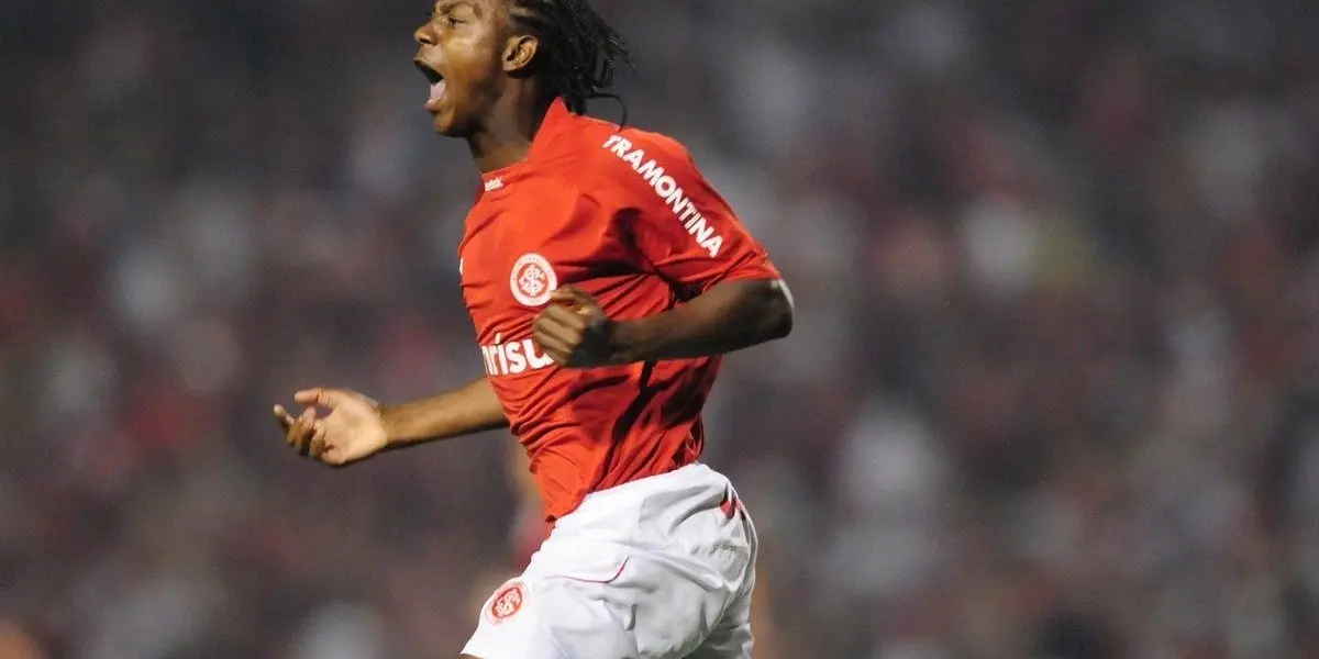 Ex-jogador de ambos os clubes torce pelo Colorado