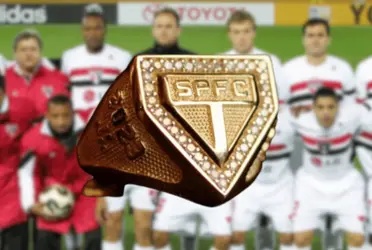 Ex-jogador não conseguiu segurar sua emoção e expressou toda sua felicidade com lágrimas