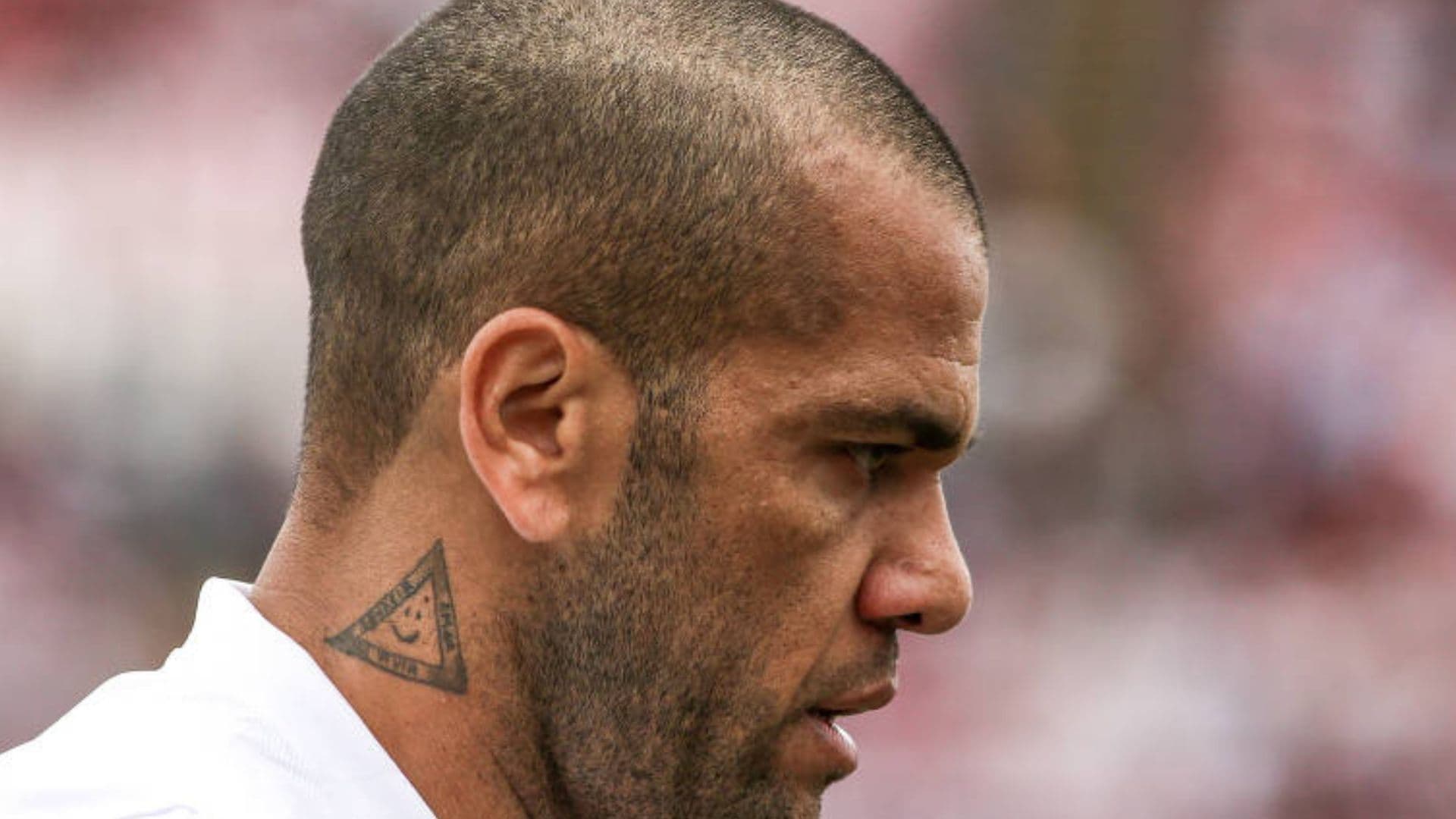 Ex-mulher e empresária de Dani Alves saiu em defesa do ex-marido