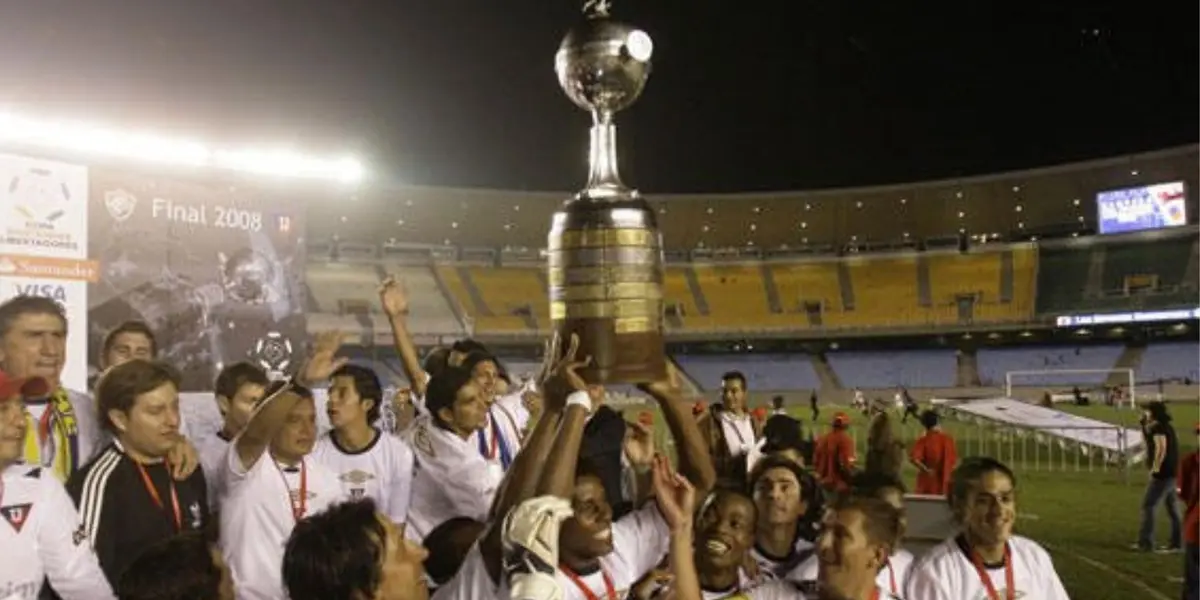 Ex-treinador argentino foi campeão da Libertadores com a LDU em 2008