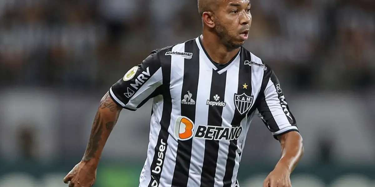 Experiente lateral recebeu proposta "sedutora" de clube europeu