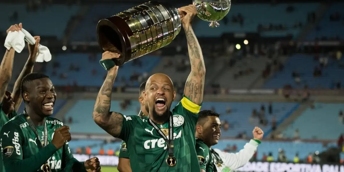 Felipe Melo não é mais jogador do Palmeiras e quer atuar profissionalmente por mais dois anos