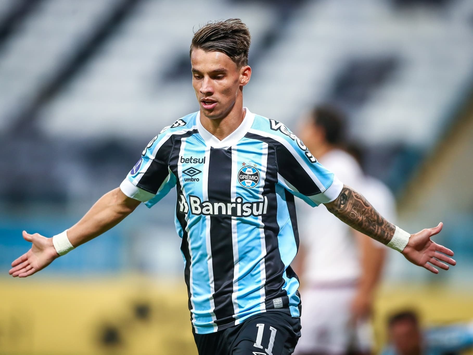 Ferreira sairá do Grêmio de forma inusitada que pegou até Felipão de surpresa, mas que já pediu artilheiro da Copa Libertadores