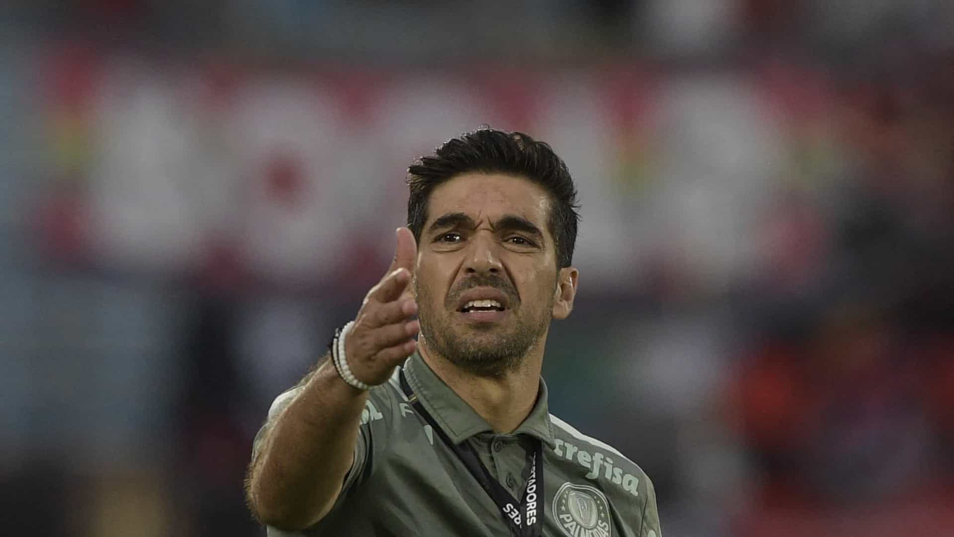 Festas de fim de ano no Palmeiras podem influenciar escolhas de Abel Ferreira para continuar, ou não, no Palmeiras