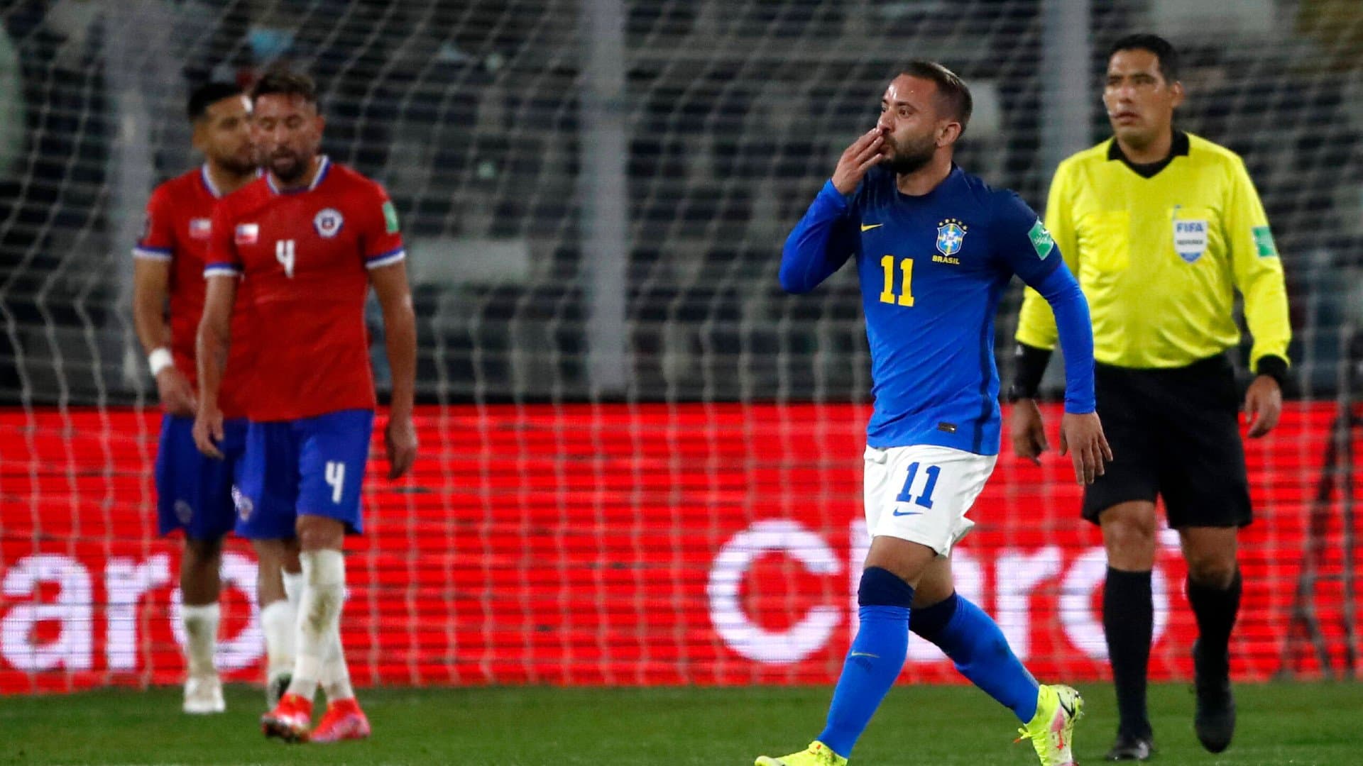 FIFA se derrete por Everton Ribeiro, o herói do Brasil na vitória diante do Chile pelas Eliminatórias para a Copa do Mundo