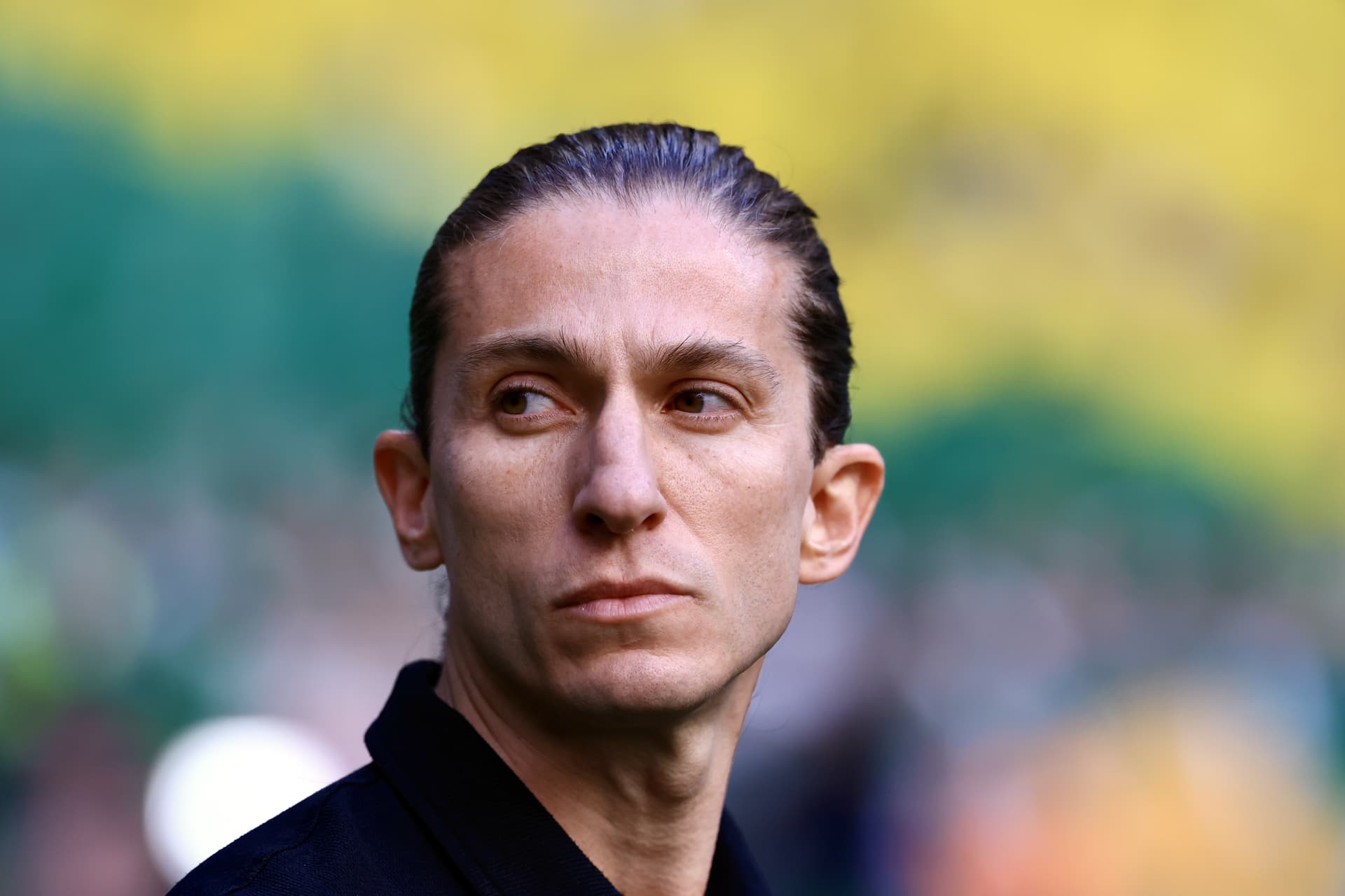 Filipe Luís defende sintético em jogo do Flamengo sub-12 na Espanha. Foto: Jorge Rodrigues/AGIF