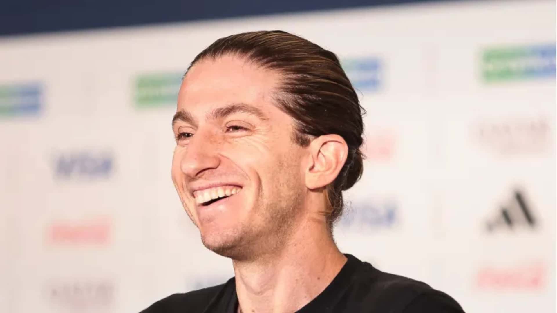 Filipe Luís durante coletiva pelo Flamengo. Foto: Gilvan Souza/Flamengo