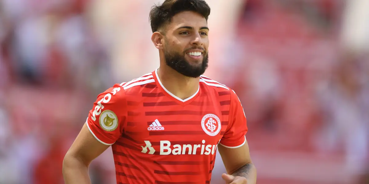 Fiorentina entra na briga para contratar o camisa 11, que está próximo de fechar com clube russo