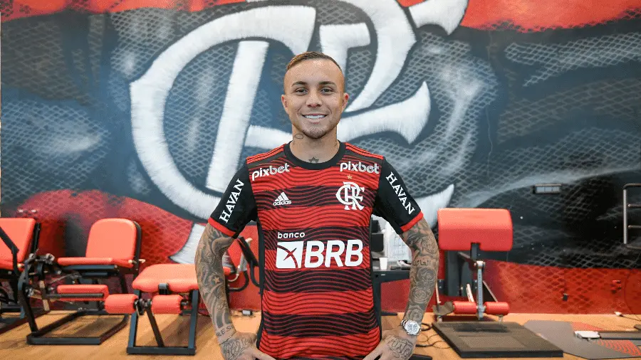 Flamengo anunciou a contratação de Cebolinha