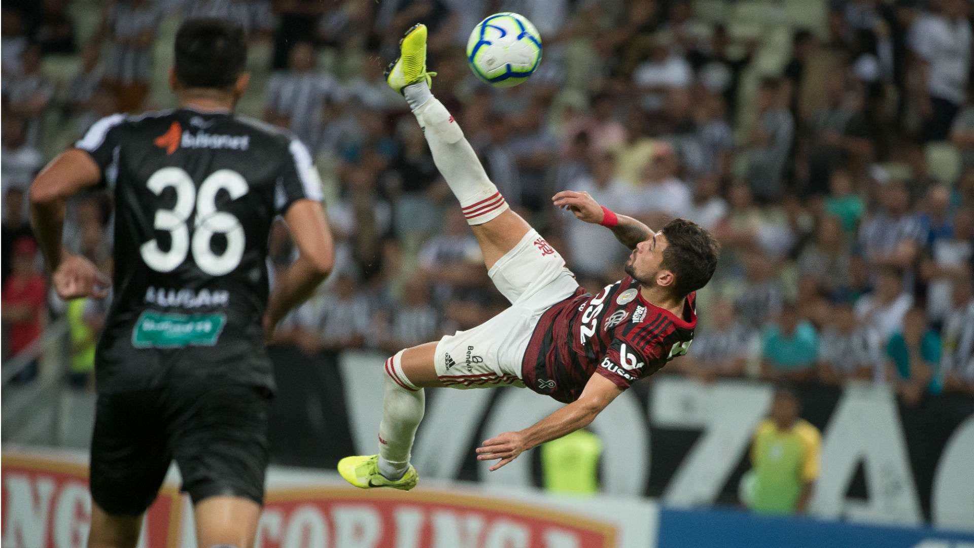 Flamengo busca manter ascensção no campeonato, enquanto o Vozão quer se recuperar da derrota sofira na última rodada