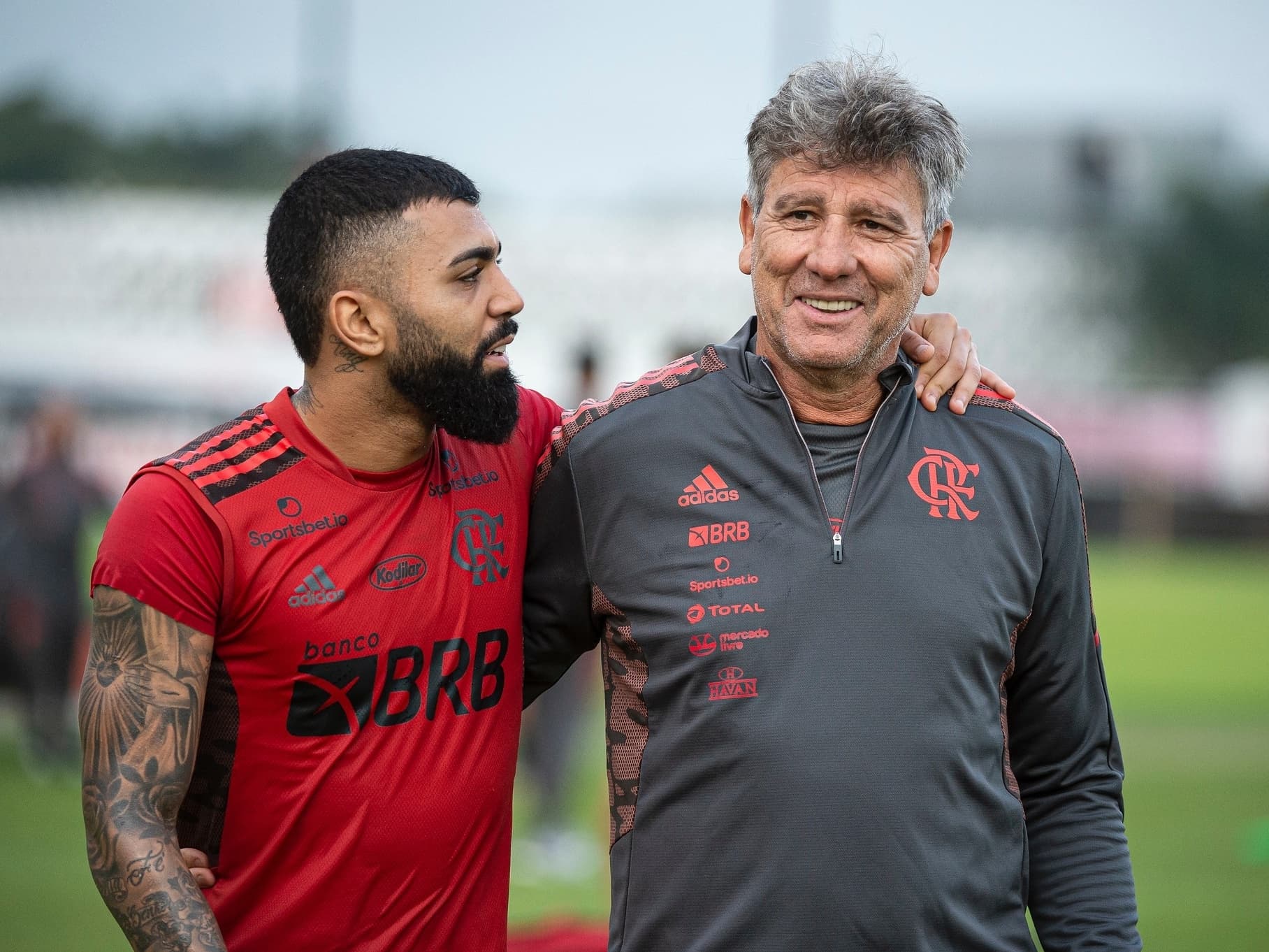 Flamengo consegue efeito suspensivo e Gabriel Barbosa está liberado para enfrentar o Grêmio pelo Brasileirão, mas sob condição especial