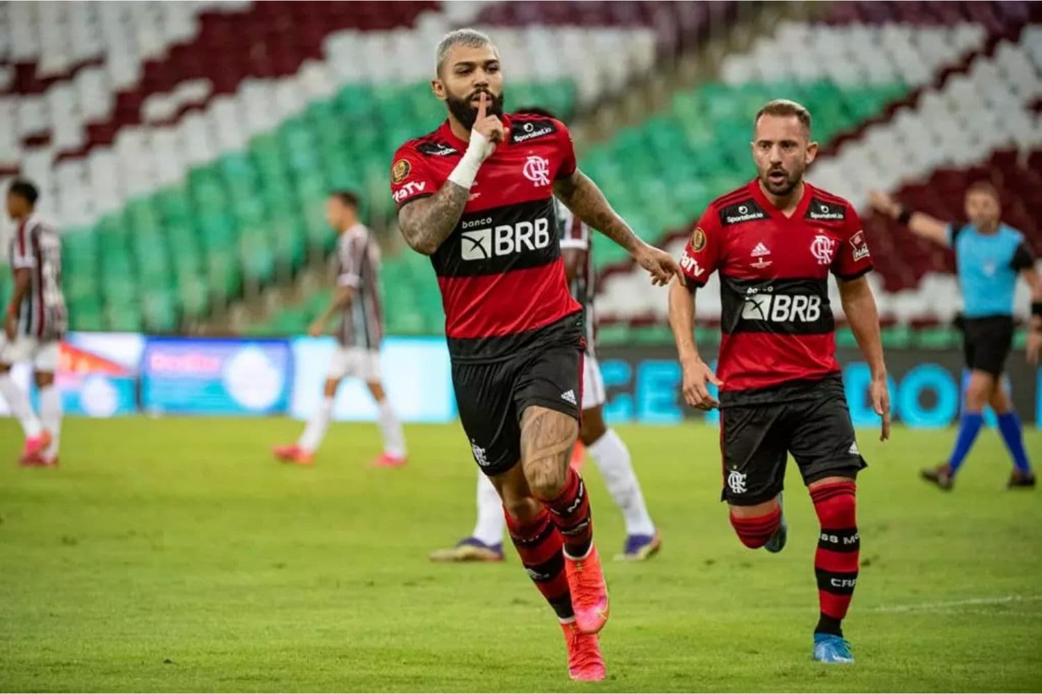Flamengo enfrenta o Barcelona do Equador na semifinal da Copa Libertadores 2021 e Gabigol está preparado para o desafio