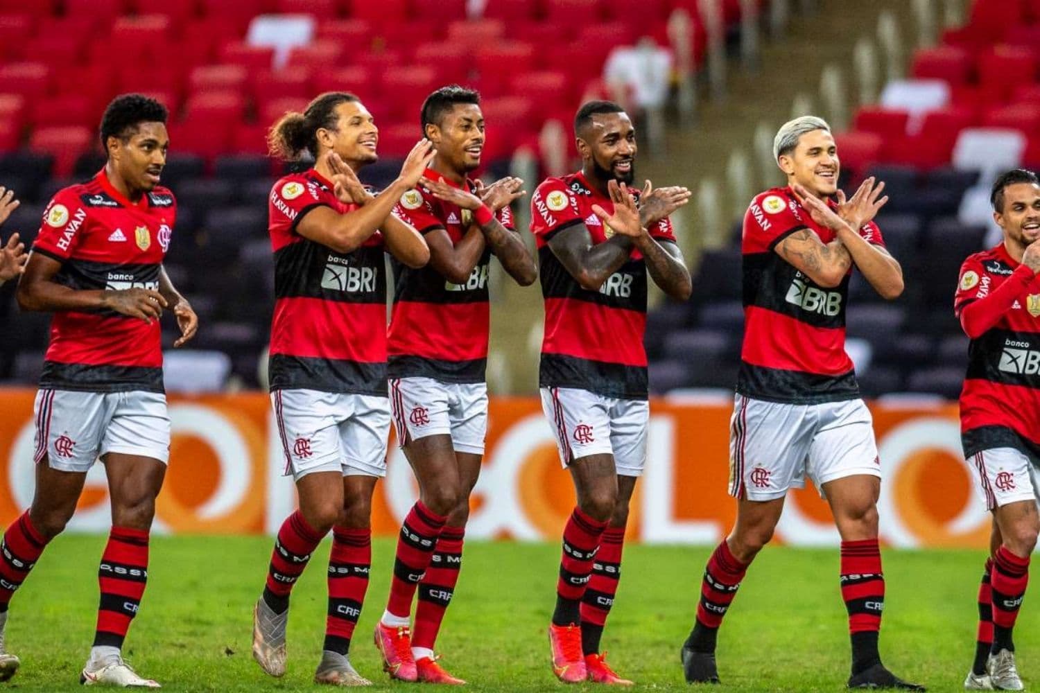 Flamengo faz primeiro jogo após saída de Gerson