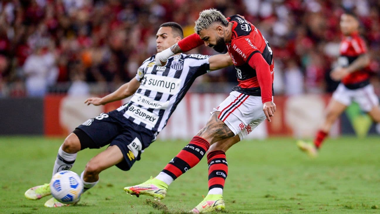 Flamengo foi derrotado pelo Santos no Estádio do Maracanã em jogo com briga entre João Gomes e Gabriel Barbosa