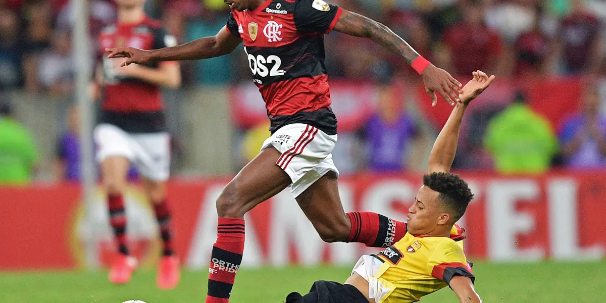 Flamengo já embarcou para o Equador na reta final de preparação para manter vantagem e ir para a final da Copa Libertadores 2021