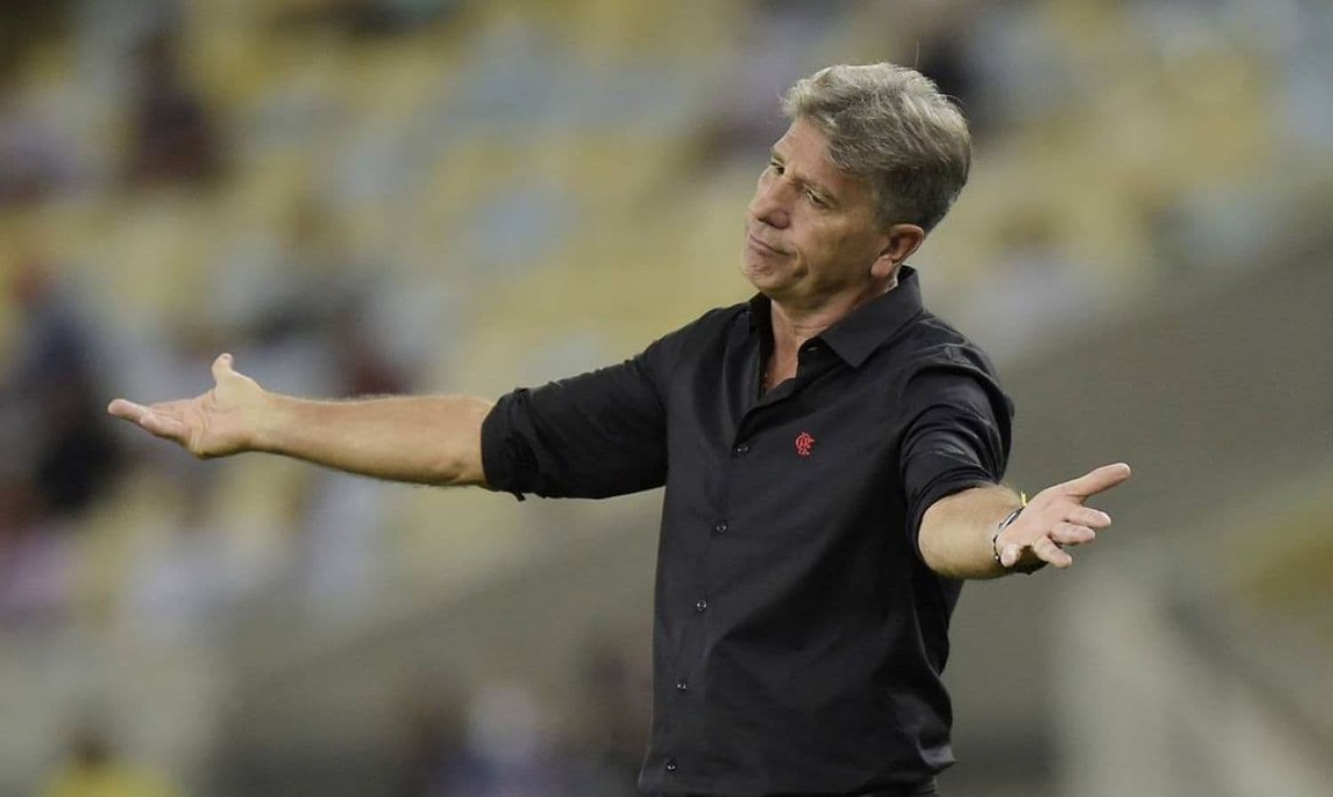 Flamengo perdeu mais um clássico para o Fluminense e iniciou uma crise no Mengão a um mês da final da Libertadores