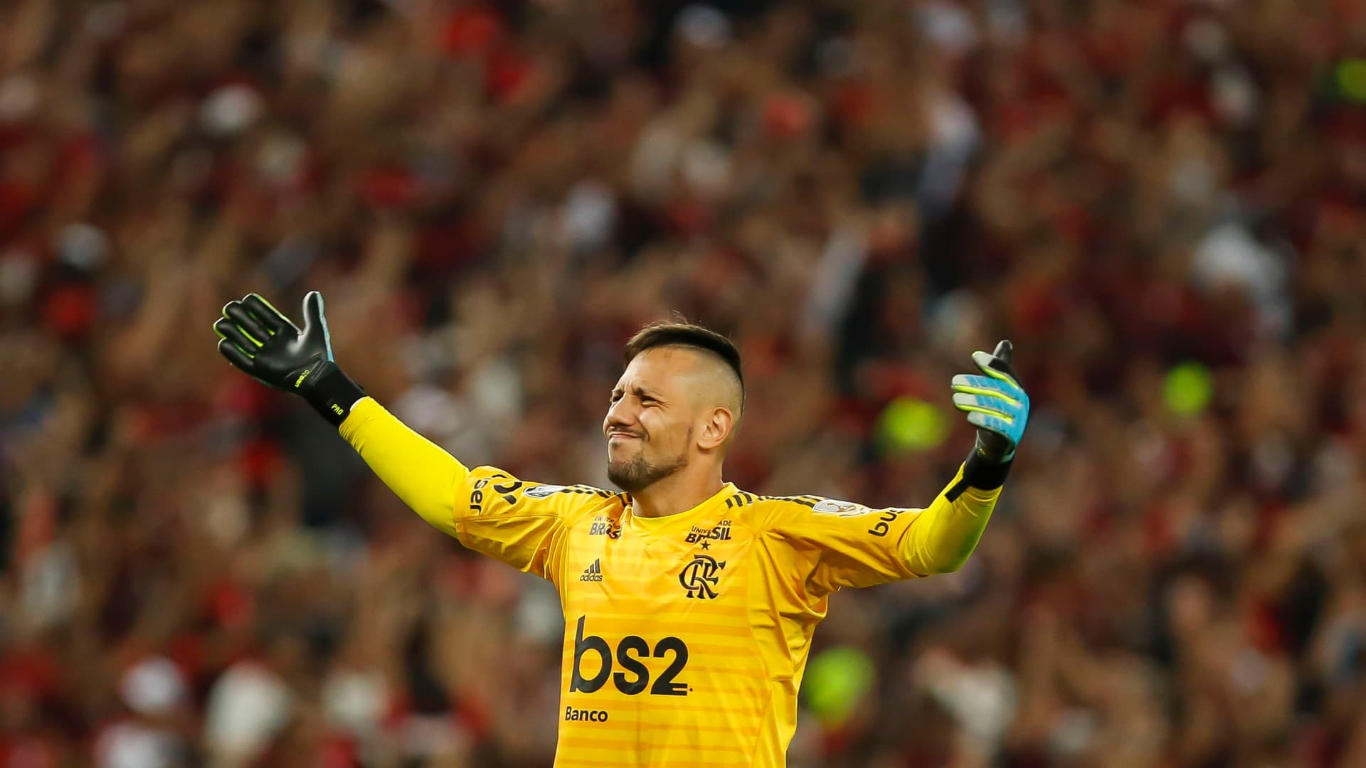 Flamengo procura substituto ideal para Diego Alves