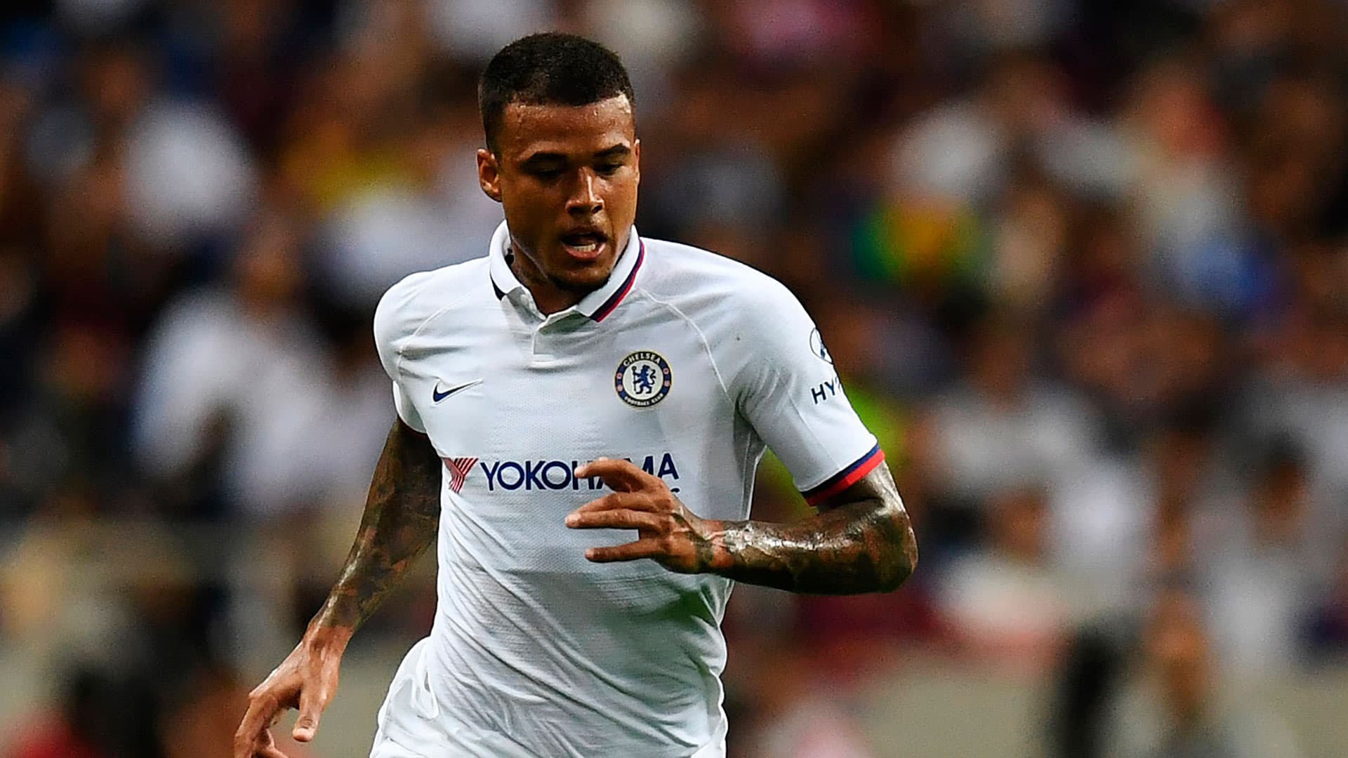 Flamengo se atrapalha em negociações e espera fechar com Kenedy na primeira semana de agosto
