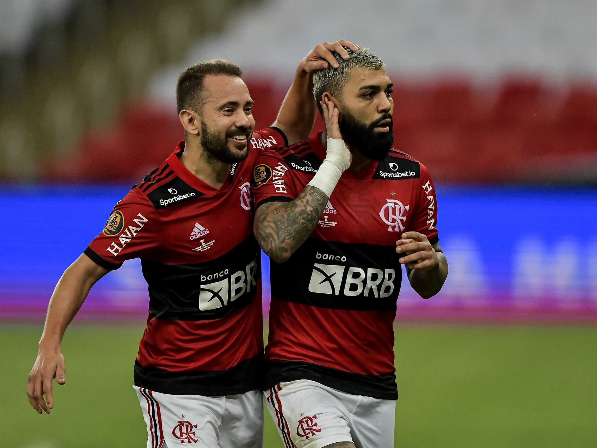 Flamengo terá mais dois jogos adiados pela convocação da seleção brasileira e deve adiar mais jogos em novembro