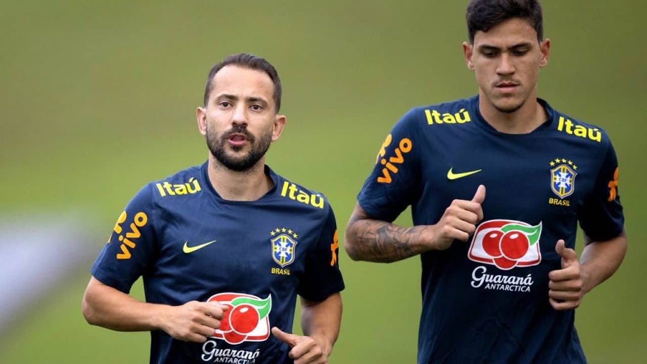 Flamengo terminou o ano em baixa e atrás dos rivais