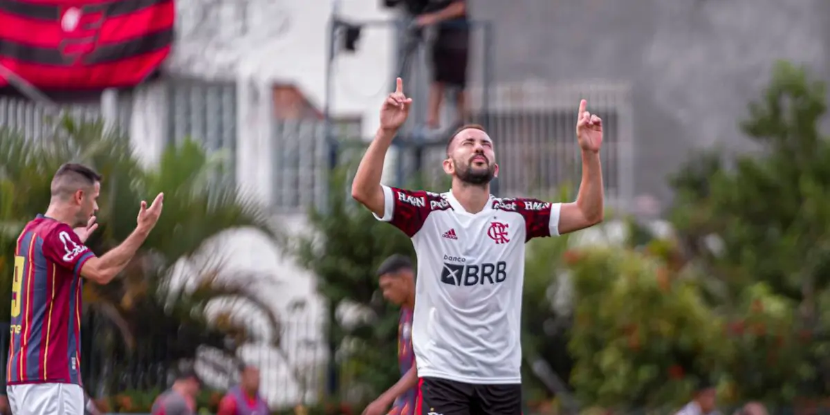 Flamengo venceu o Madureira por 2-1