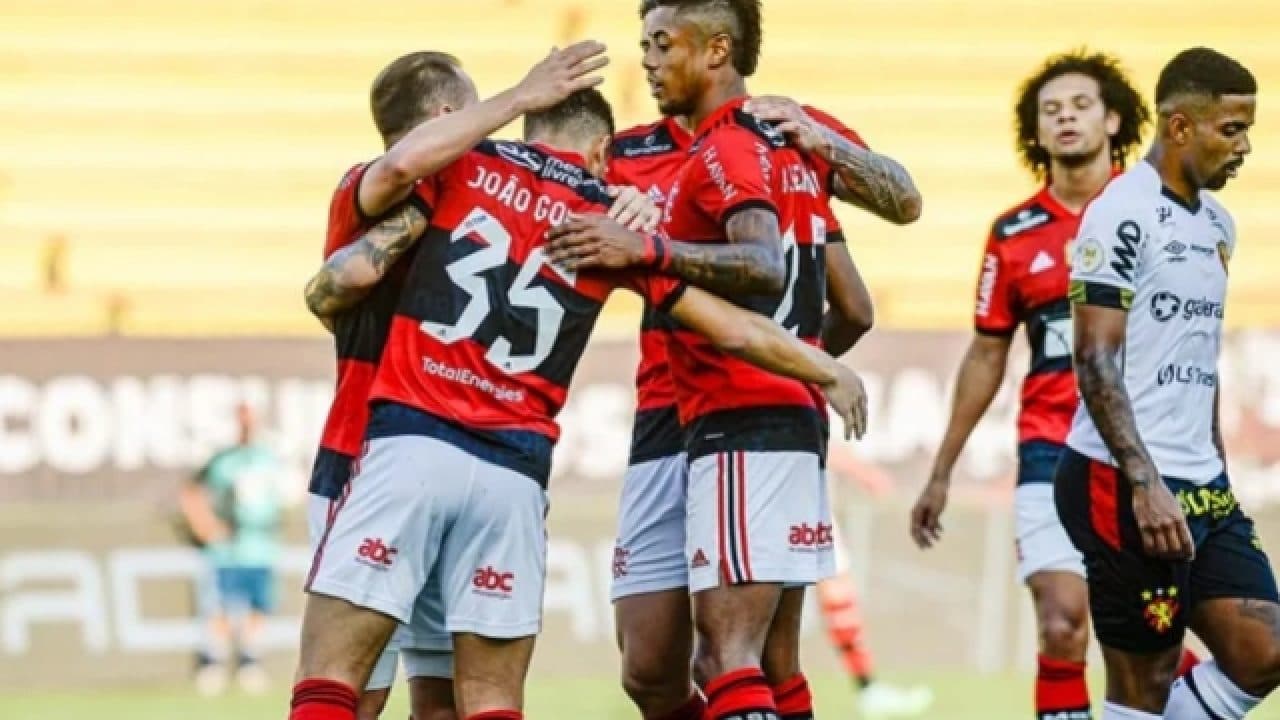 Flamengo visita o já rebaixado Sport repleto de desfalques e com o vice-campeonato garantido