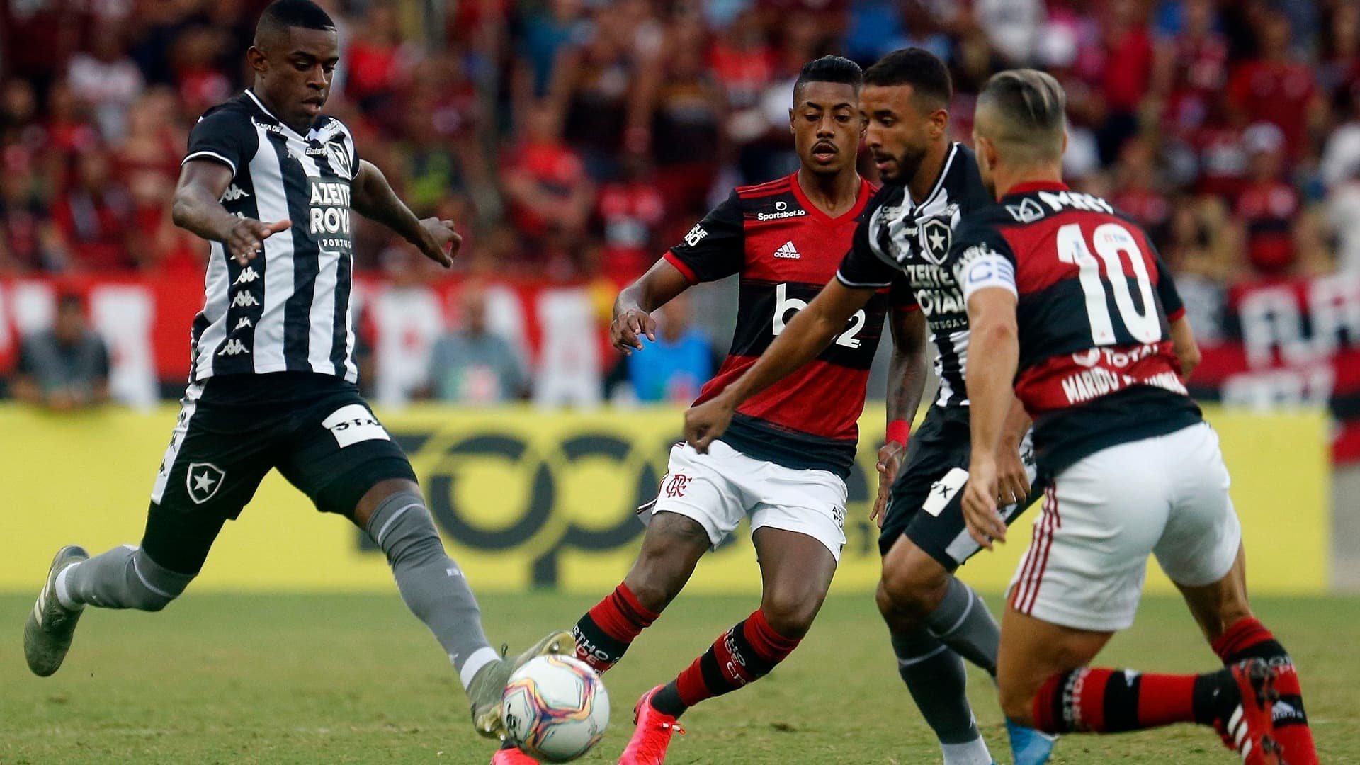 Flamengo volta atenções para clássico no Estadual