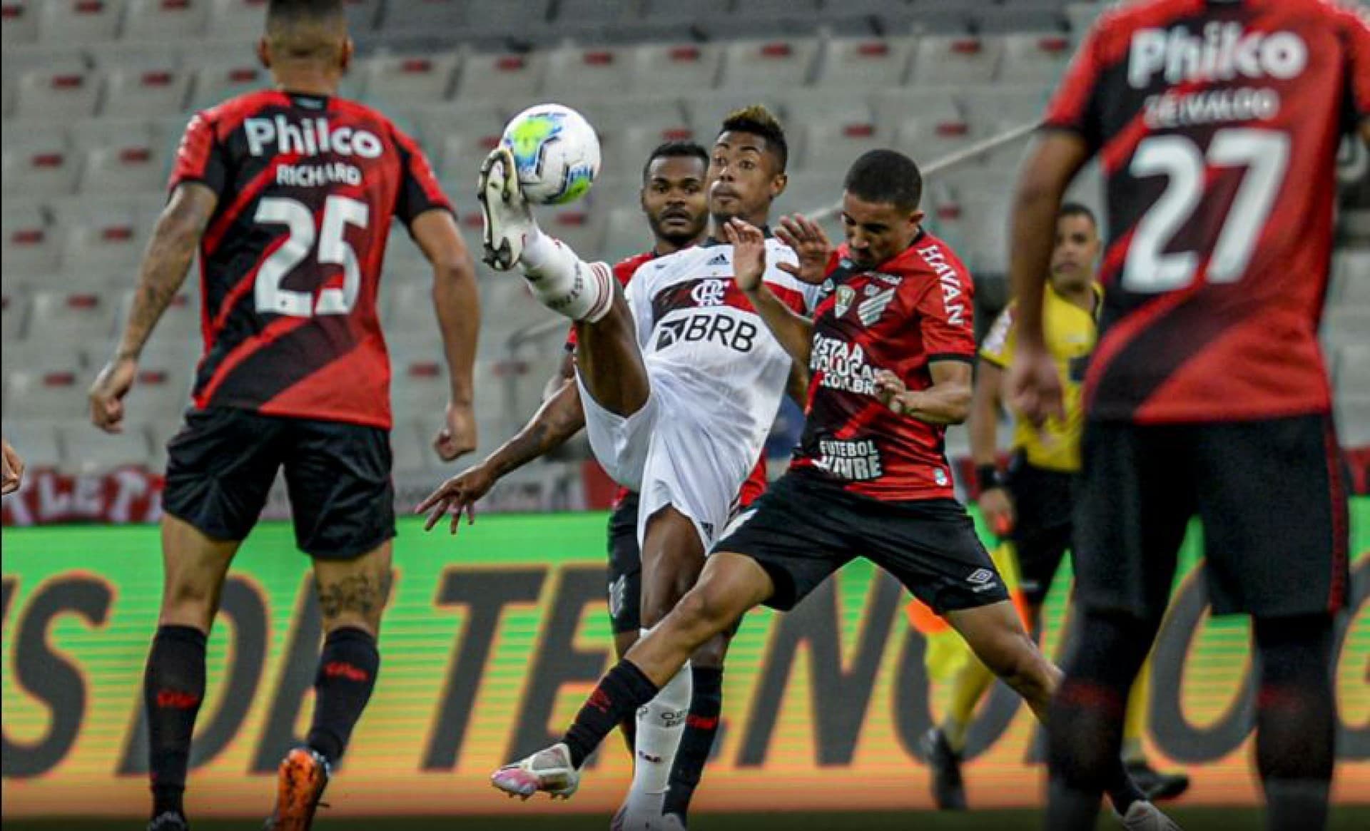 Flamengo volta suas atenções ao Campeonato Brasileiro para não perder a liderança de vista