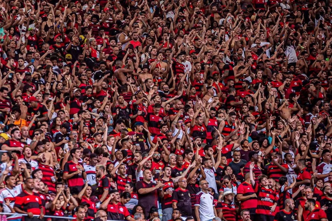 Flamengo volta a vencer no Brasileirão