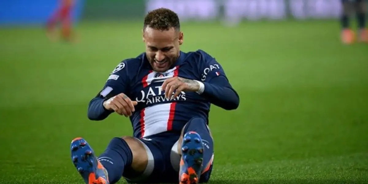 Fora de ação em mais uma partida de oitavas de final da Champions League, Neymar causou polêmica ao mostrar o que está fazendo