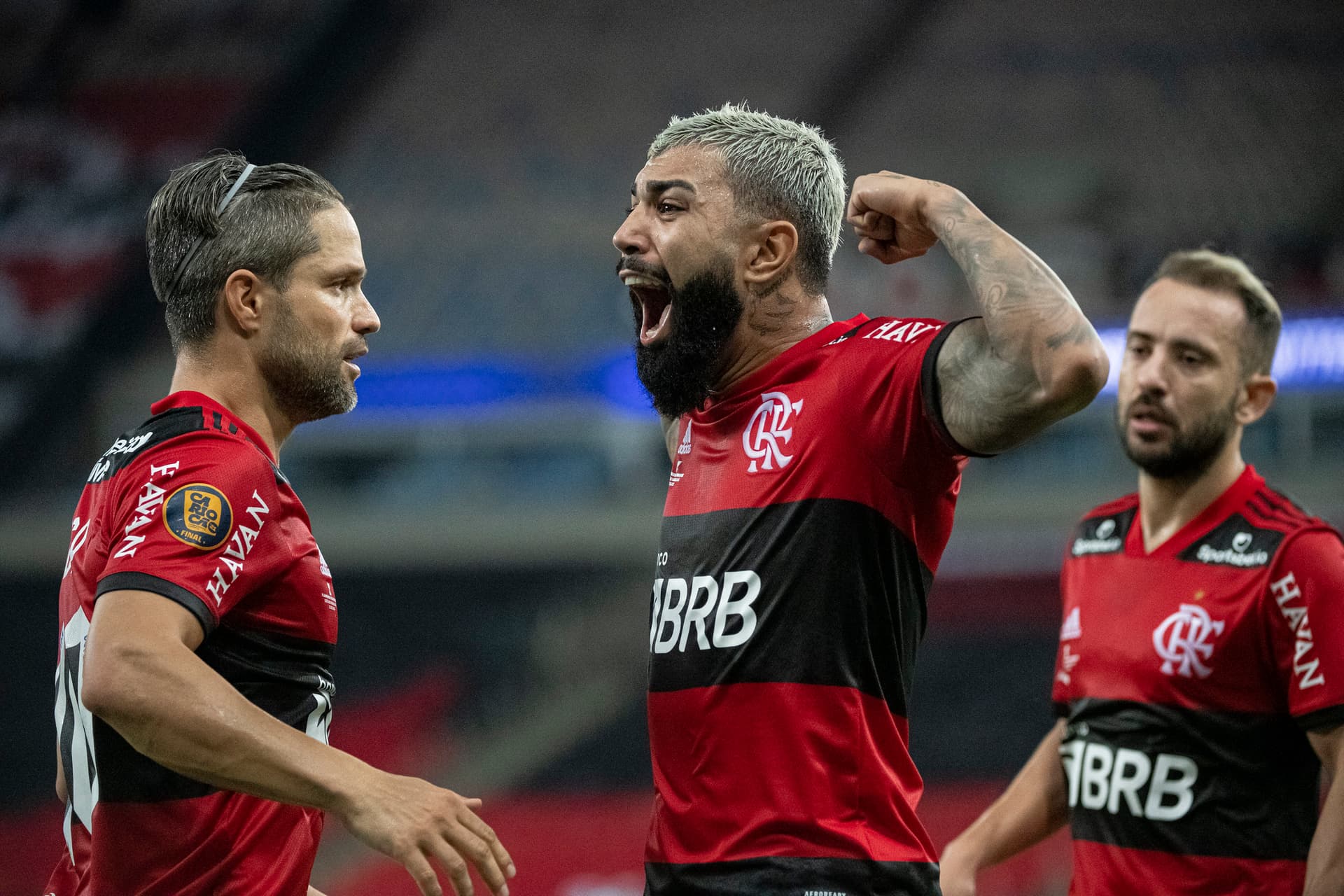 Gabigol faz exigência no Flamengo para final da Copa Libertadores e causa tensão no vestiário do Mengão