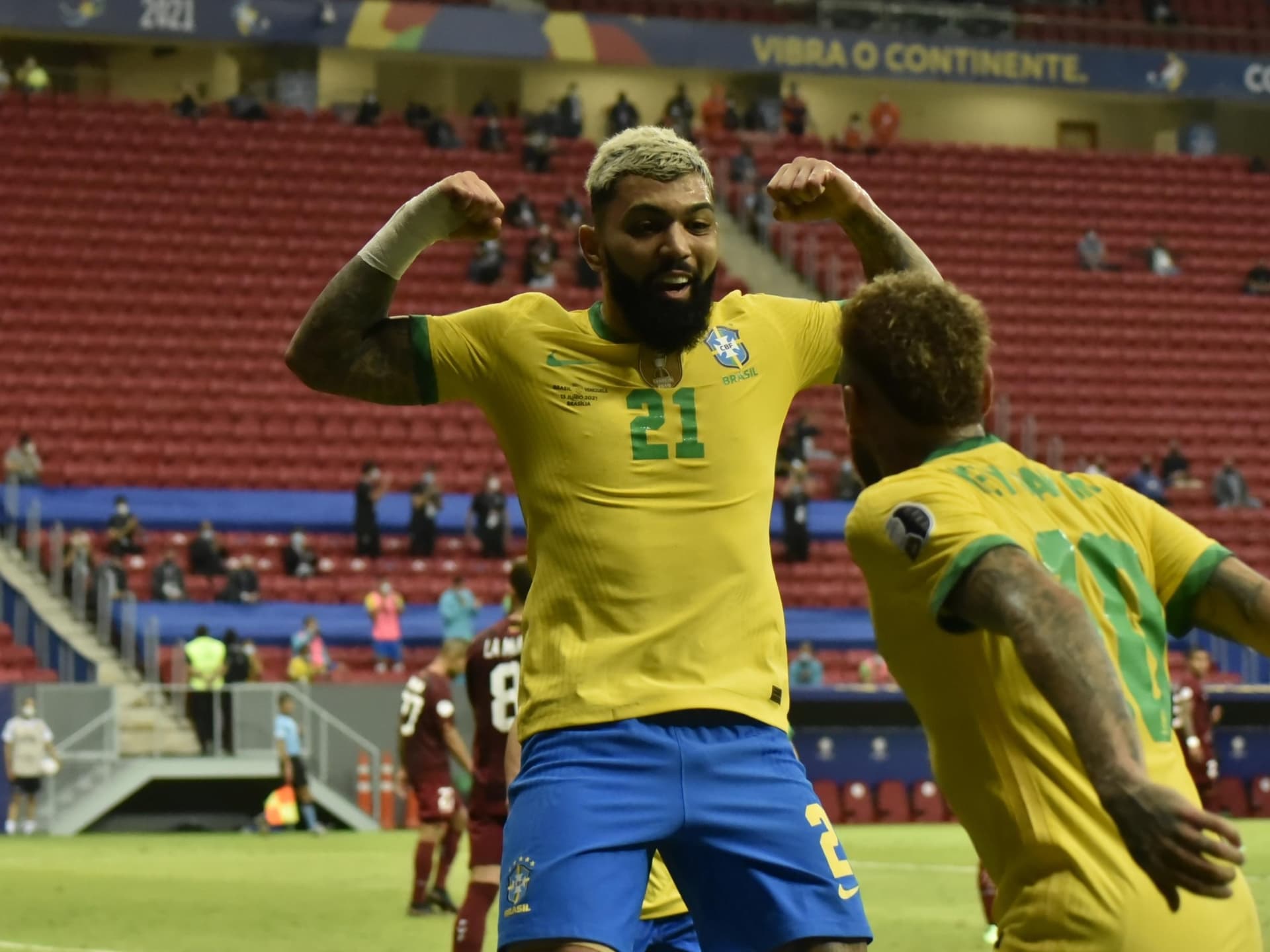 Gabriel Barbosa foi novamente convocado por Tite para a rodada tripla das Eliminatórias Sul-Americanas para a Copa do Mundo de 2022 no Catar