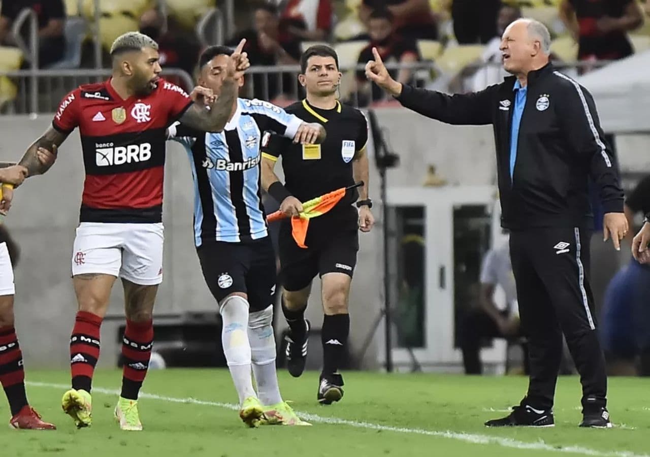 Gabriel Barbosa não escondeu o estresse durante todo o duelo que rendeu a classificação do Flamengo para as semifinais da Copa do Brasil